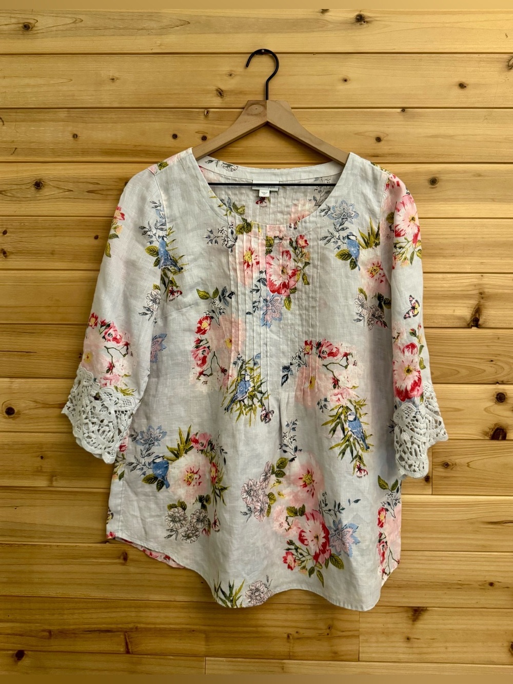 J Jill XS Love Linen Floral Blouse Eyelet Sleeve Pintuck Vacation Summer Casual